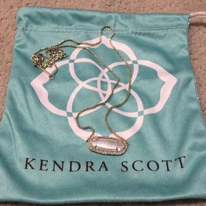 Kendra Scott pendant necklace